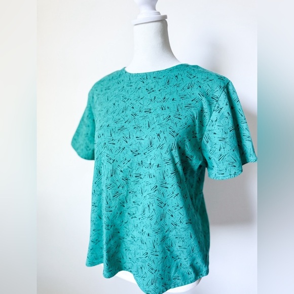 Tops - Vintage Tee